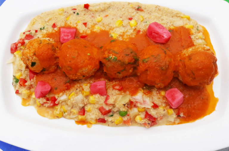 Albóndigas de Bonito con quinoto de estación
